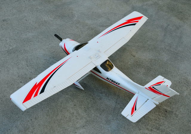 ラジコン飛行機 水上機 セスナ182セミスケール電動機 フロートプレーン ホビーラジコン